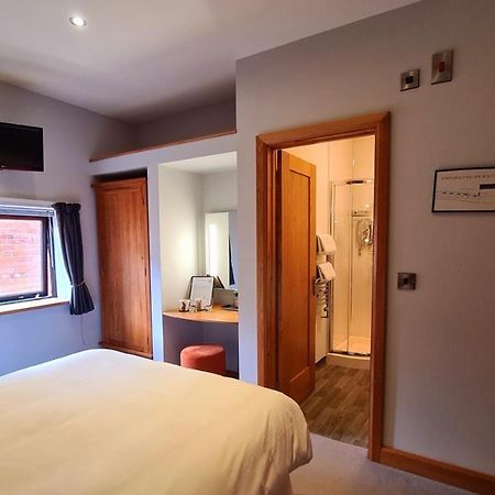 Rutland Rooms Окем Екстериор снимка