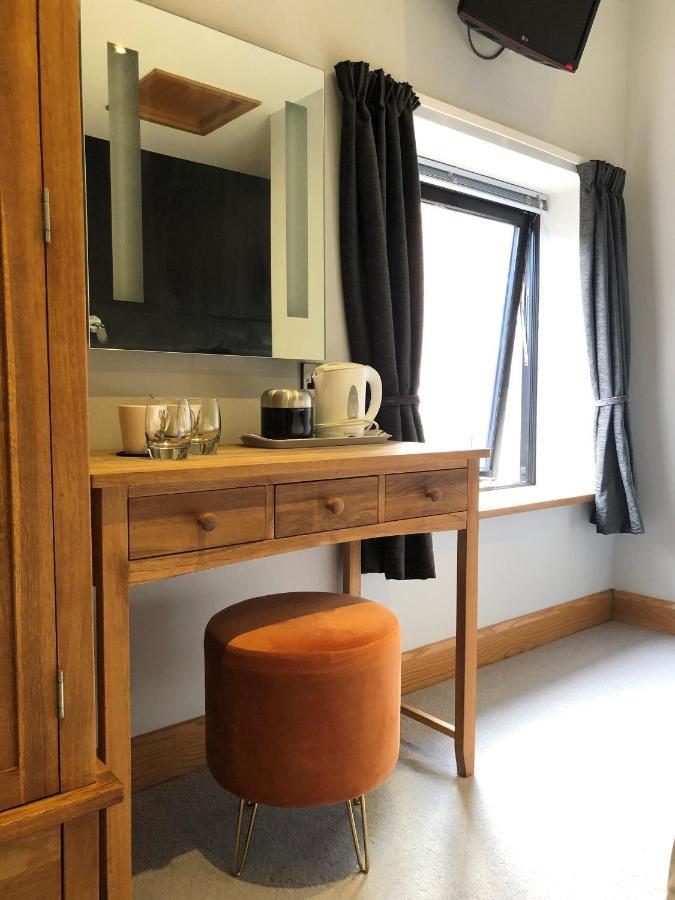 Rutland Rooms Окем Екстериор снимка