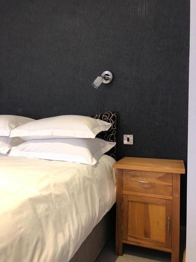 Rutland Rooms Окем Екстериор снимка