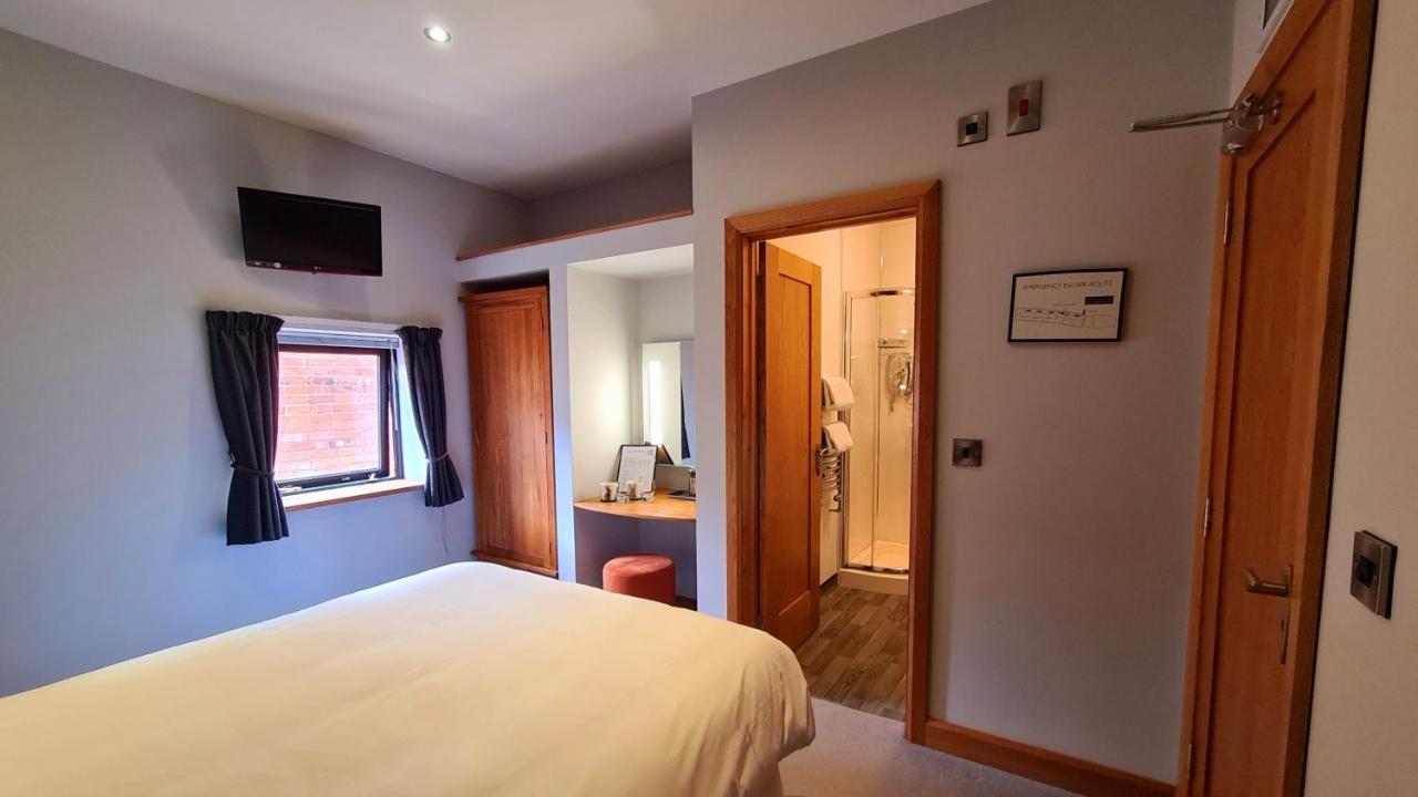 Rutland Rooms Окем Екстериор снимка